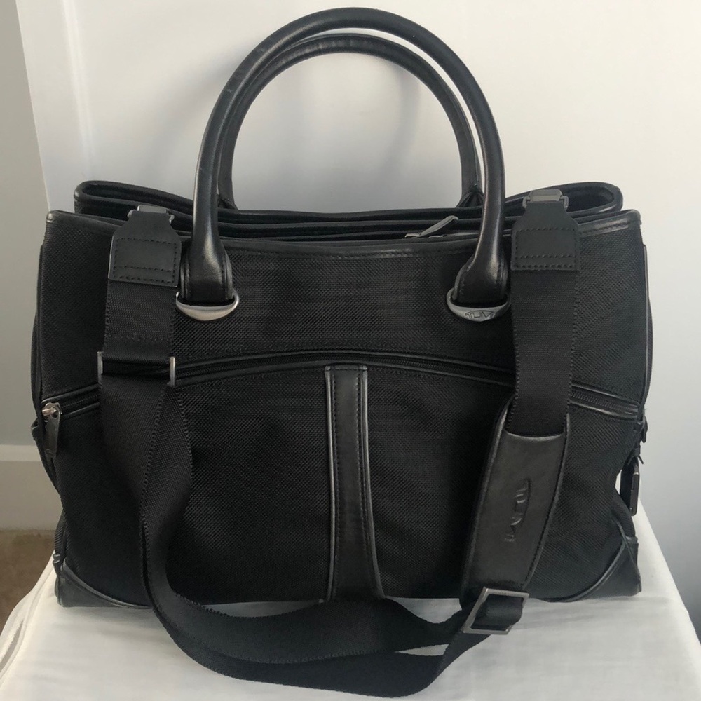 ⚡️TUMI⚡️💼 elements briefcase w/removable strap